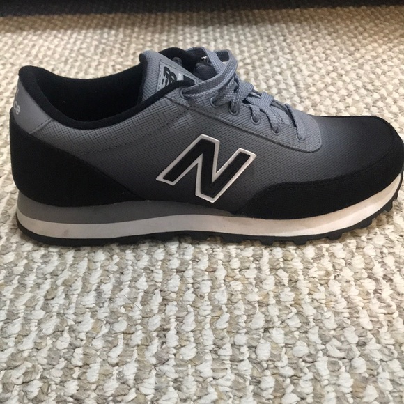 New balance shoes - Picture 2 of 2